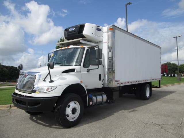 2018 International 4300 - Photo 1