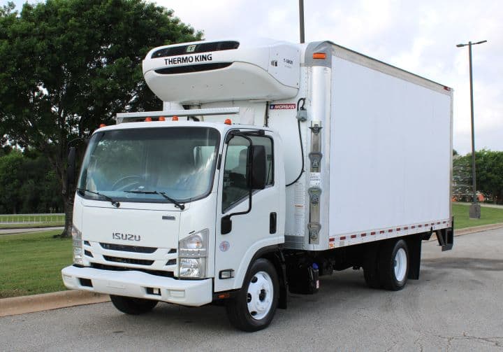 2017 Isuzu NPR - Photo 1