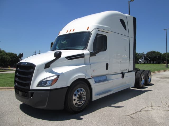 2022 Freightliner CASCADIA 126 - Photo 1