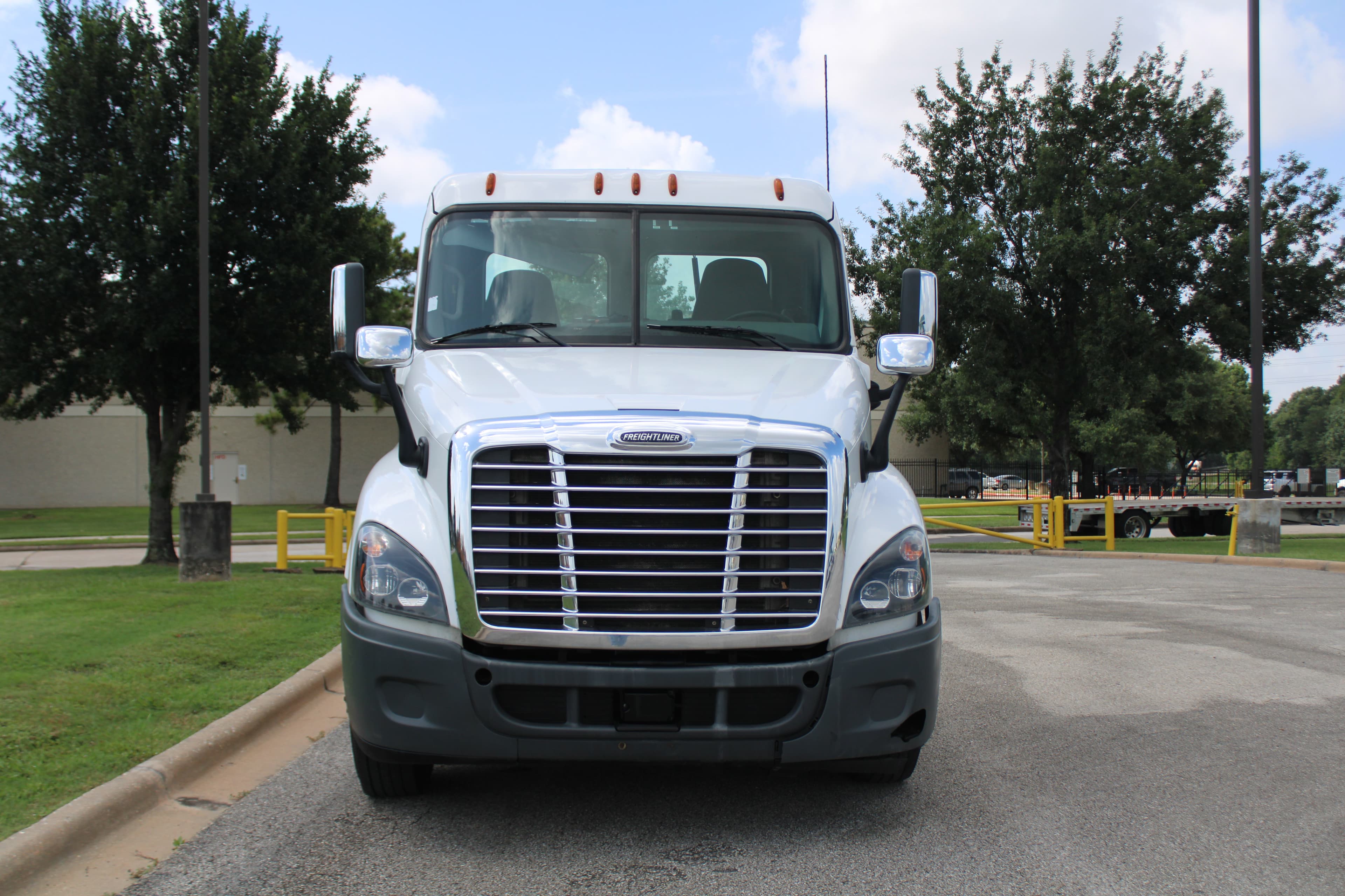 2019 Freightliner CASCADIA 125 - Photo 1