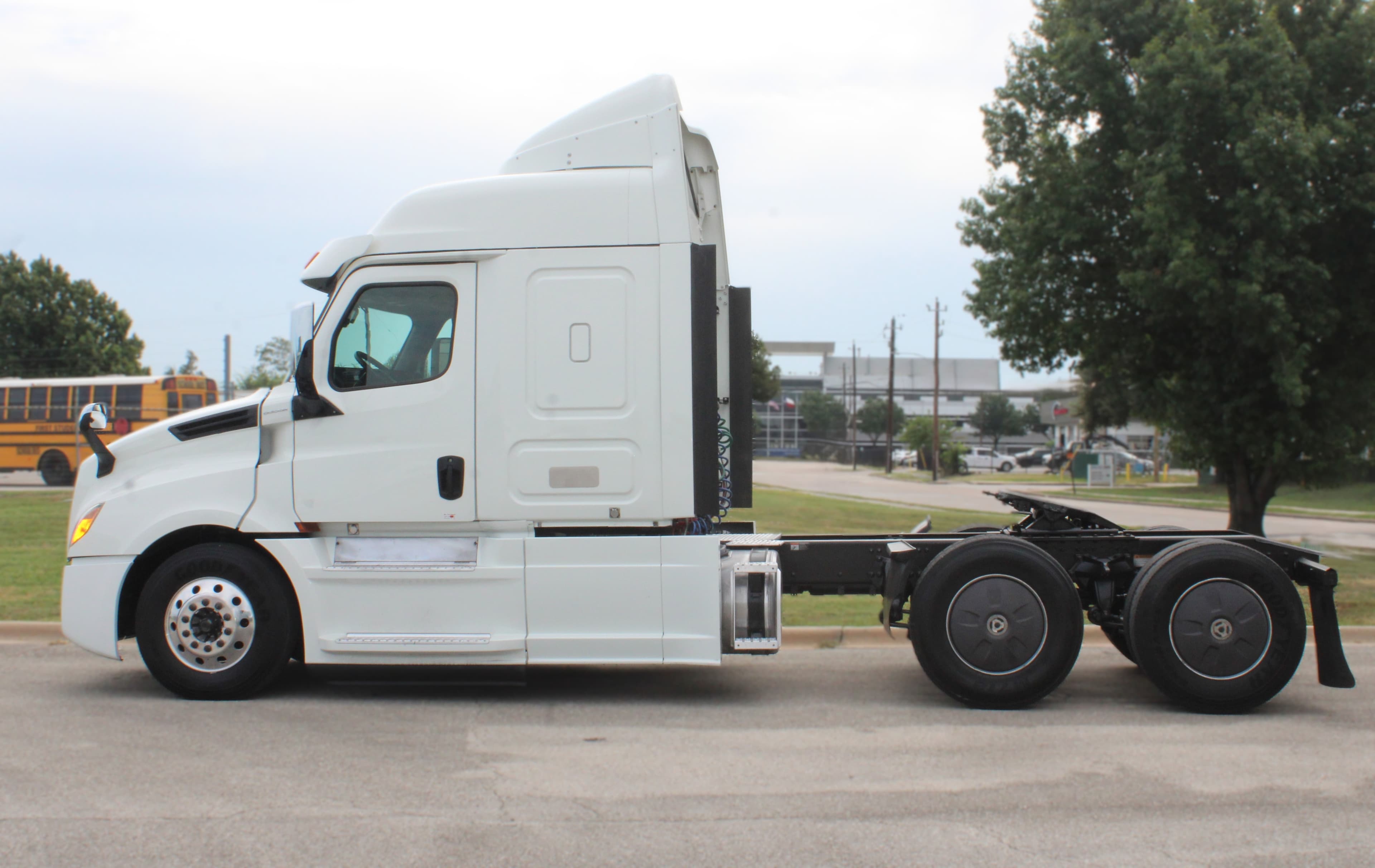 2020 Freightliner CASCADIA 126 - Photo 1